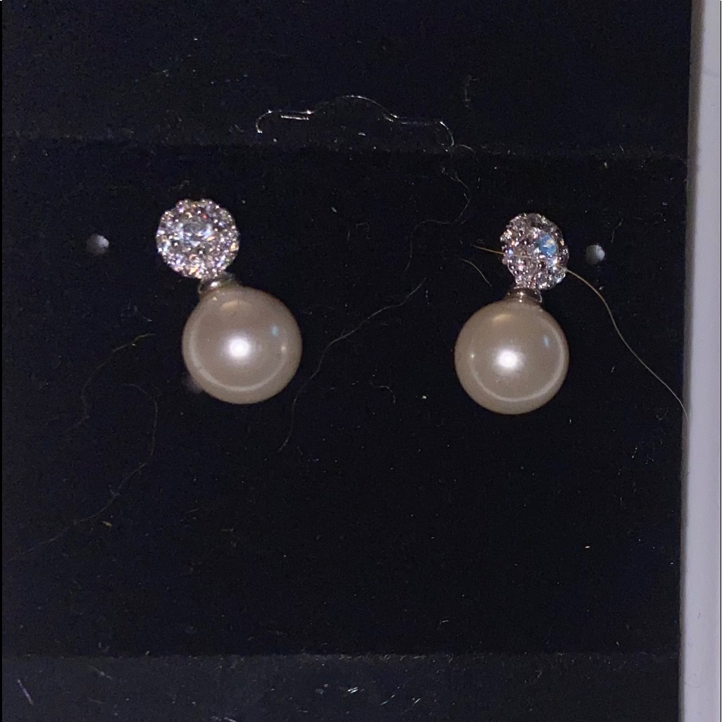 Pearl Posts